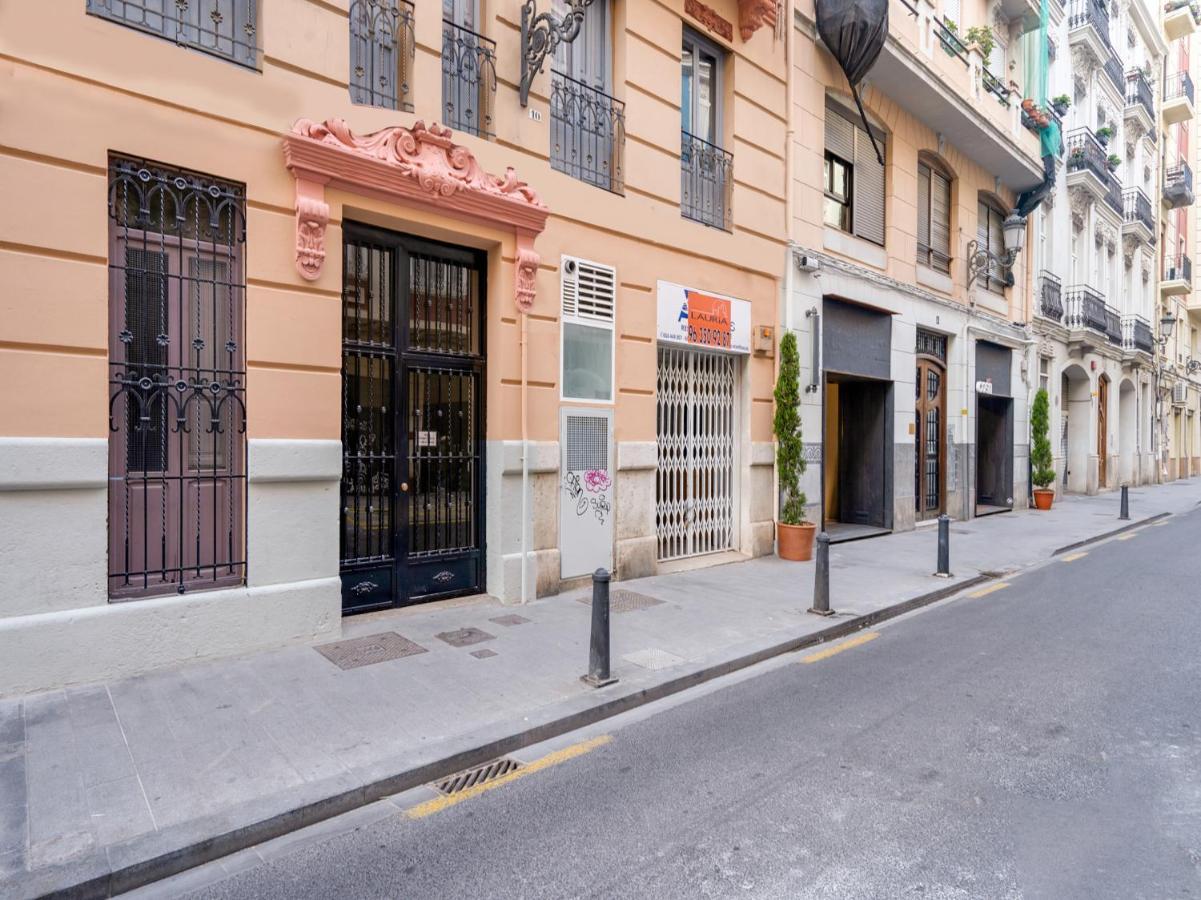 Oyo Ruzafa Guesthouse Valencia Exterior photo