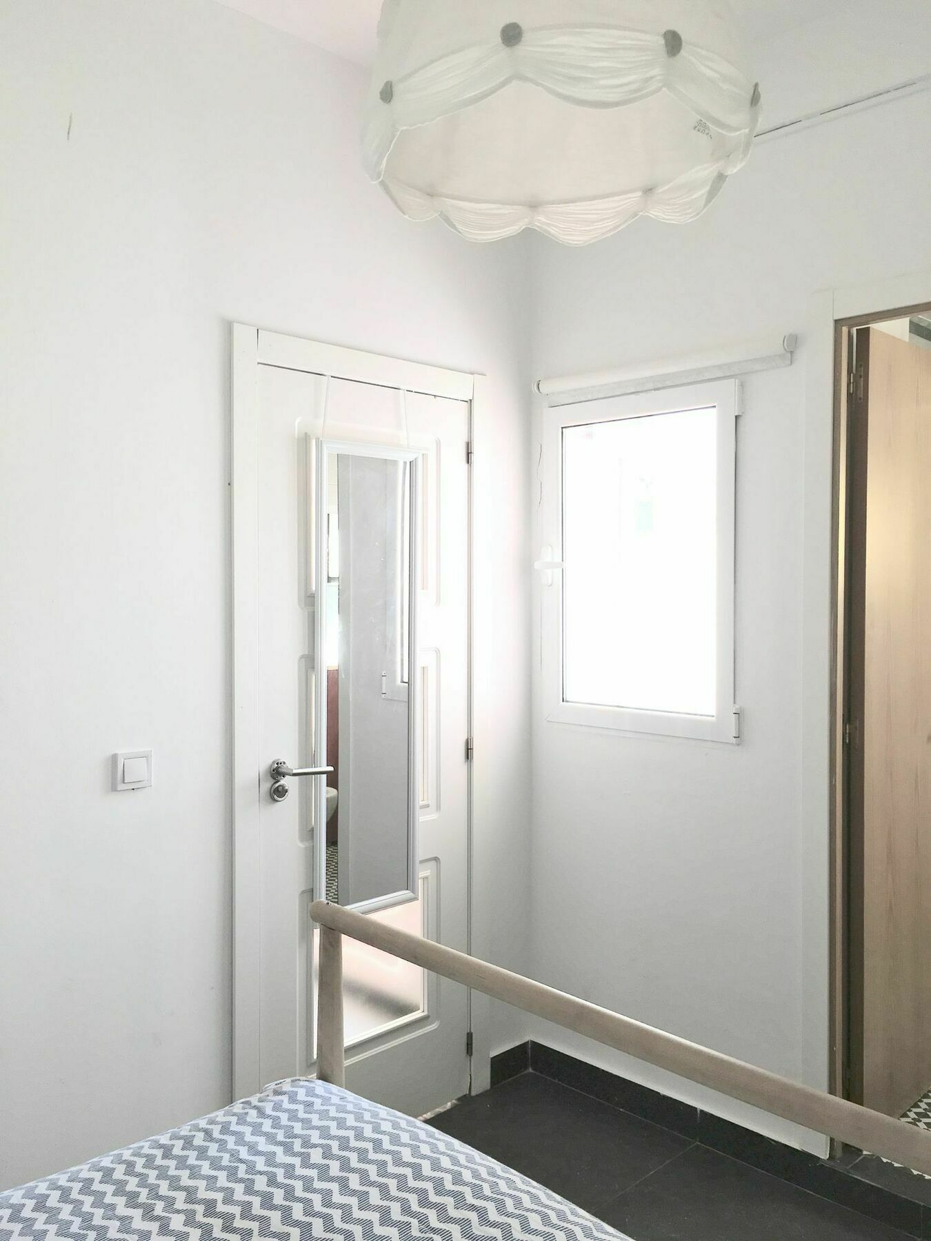 Oyo Ruzafa Guesthouse Valencia Exterior photo